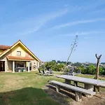 Casa Nueva De *