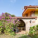 Casa Nueva De *